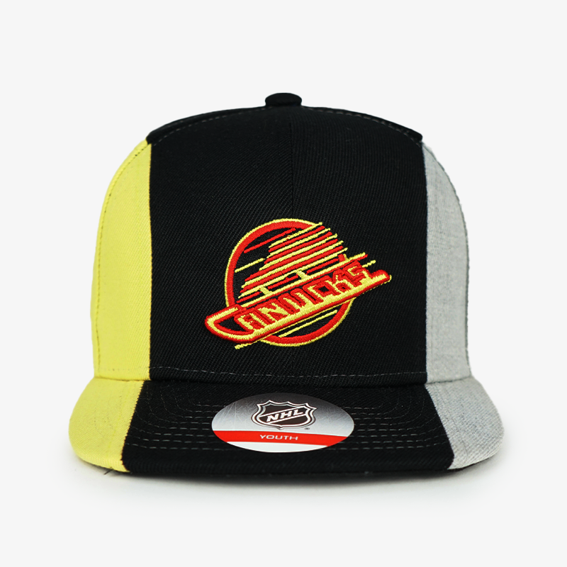 Vancouver Canucks Outerstuff Kids Ace in Hols Skate Snapback