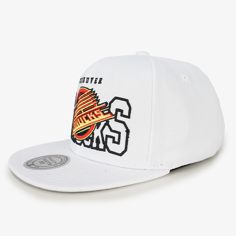 Vancouver Canucks Outerstuff Youth White Skate Snapback