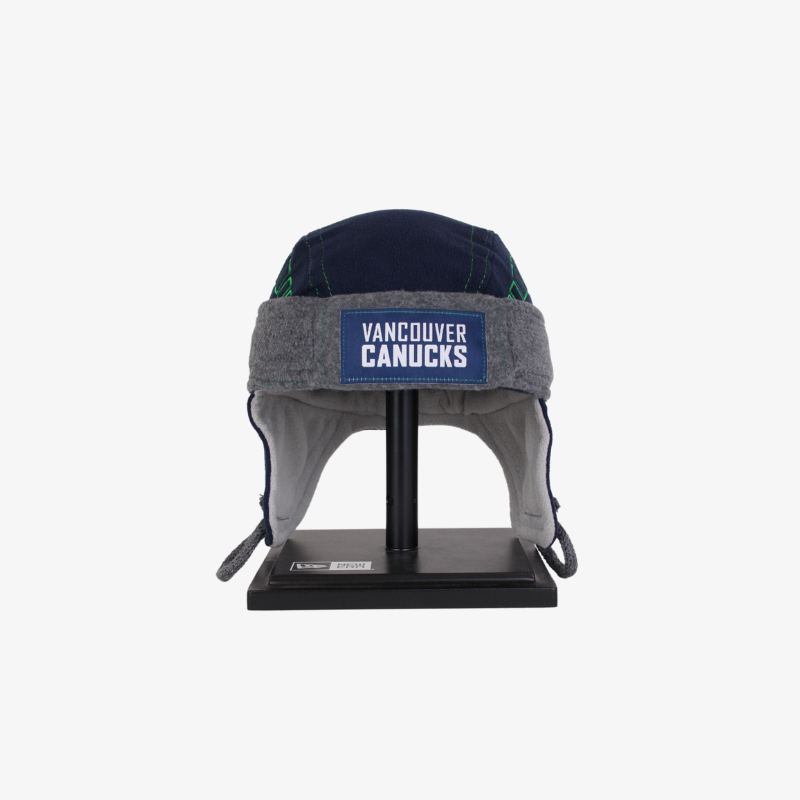 Vancouver Canucks Kids Fleece Hockey Helmet Hat