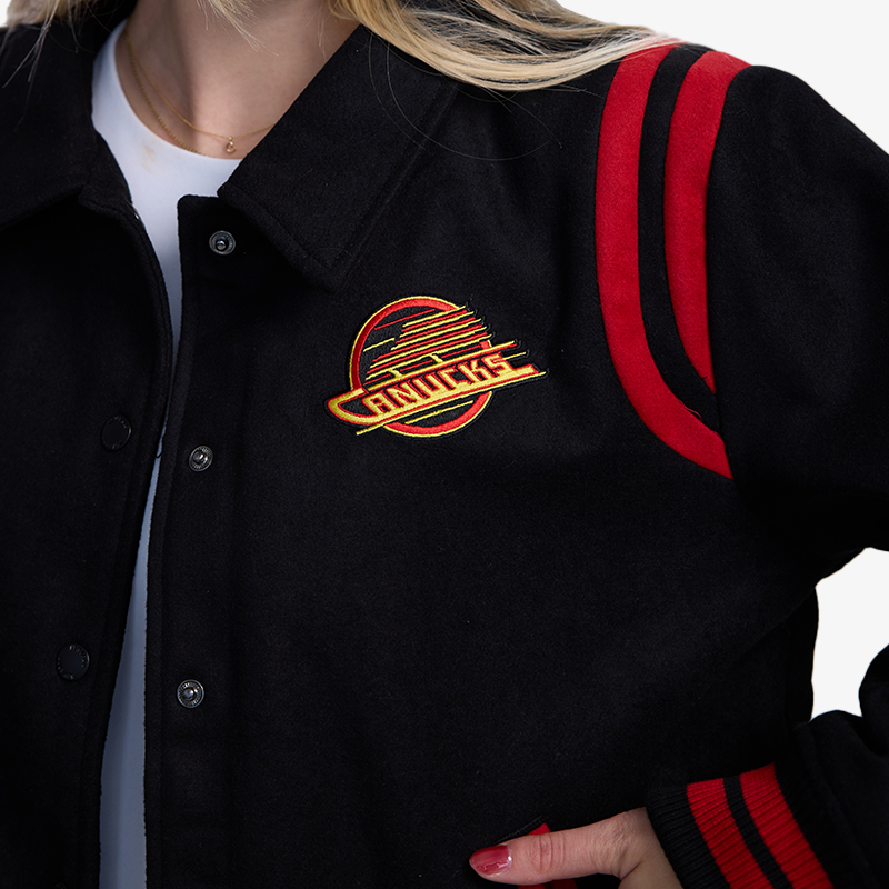 Vancouver Canucks New Era Women's Arc Snap Skate Jacket