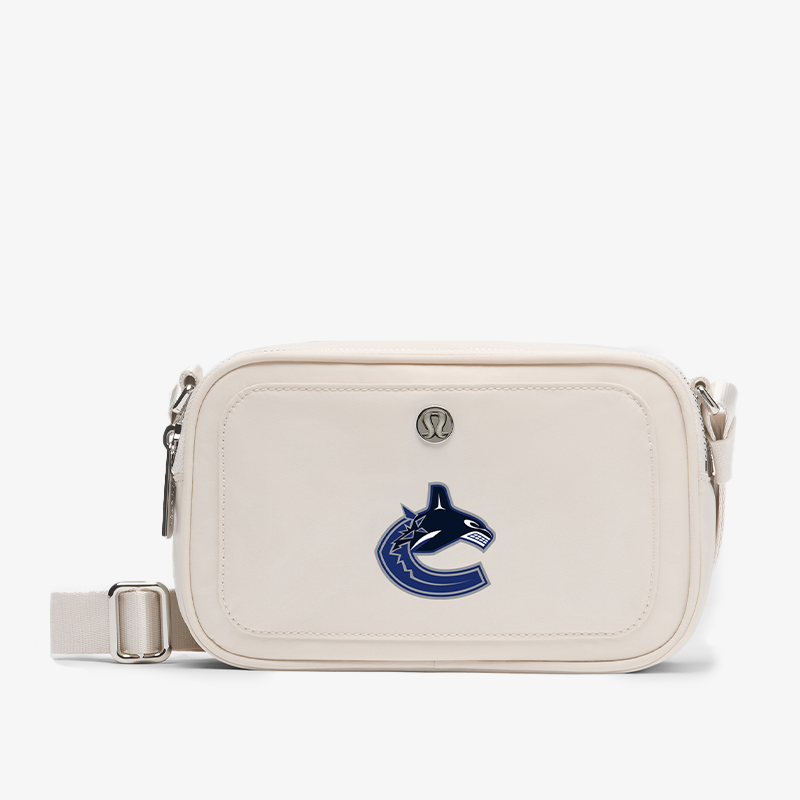 Vancouver Canucks x lululemon Crossbody Camera Bag