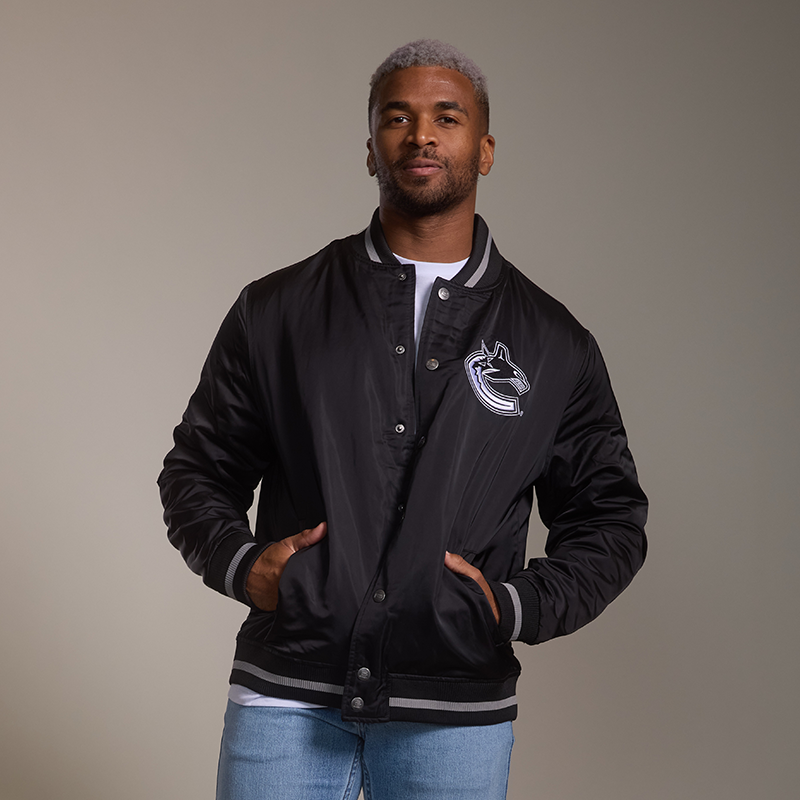 Vancouver Canucks Black Orca Bomber Jacket L