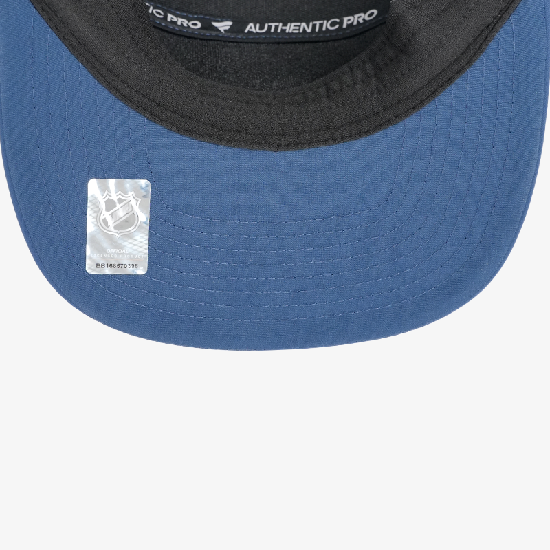 Vancouver Canucks Fanatics Road 5 Navy Orca Snapback