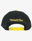 Vancouver Canucks Mitchell & Ness Yellow and Black Stack Skate Snapback Hat