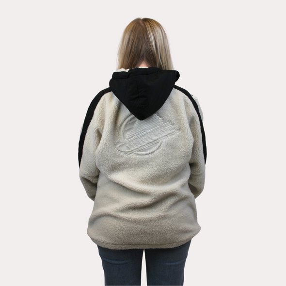 Vancouver Canucks Ladies New Era 1/2 Zip Sherpa Jacket