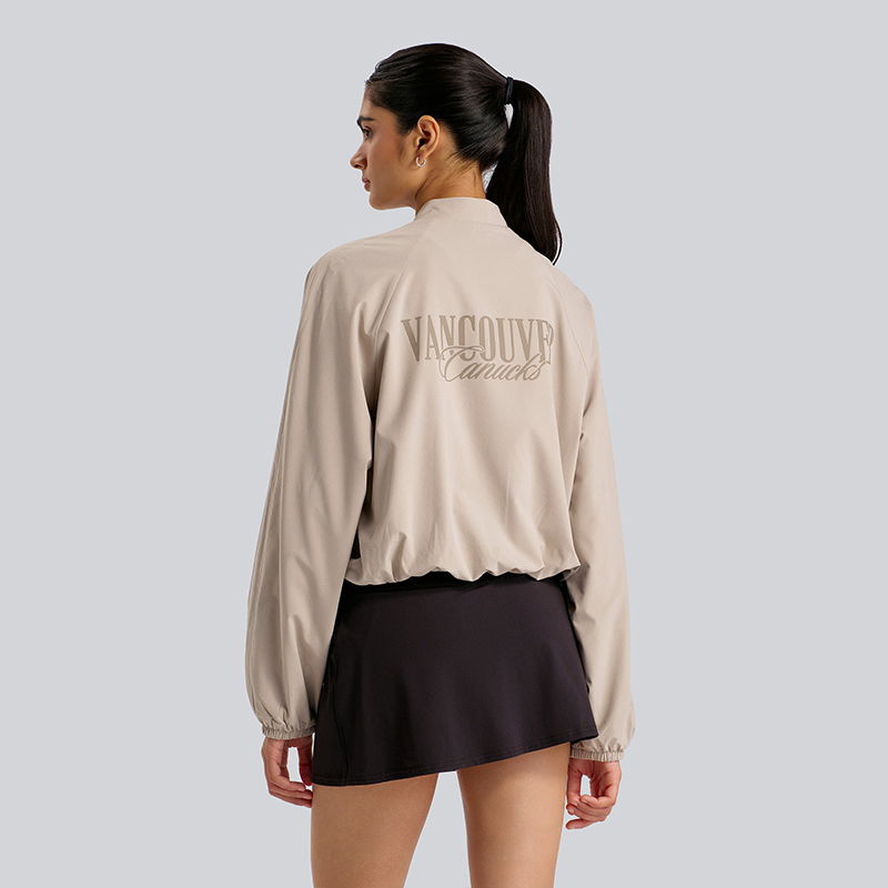 Vancouver Canucks x lululemon Women's Clara Cropped Cream Orca Jacket