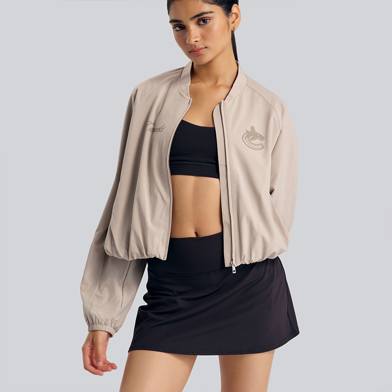 Vancouver Canucks x lululemon Women's Clara Cropped Cream Orca Jacket