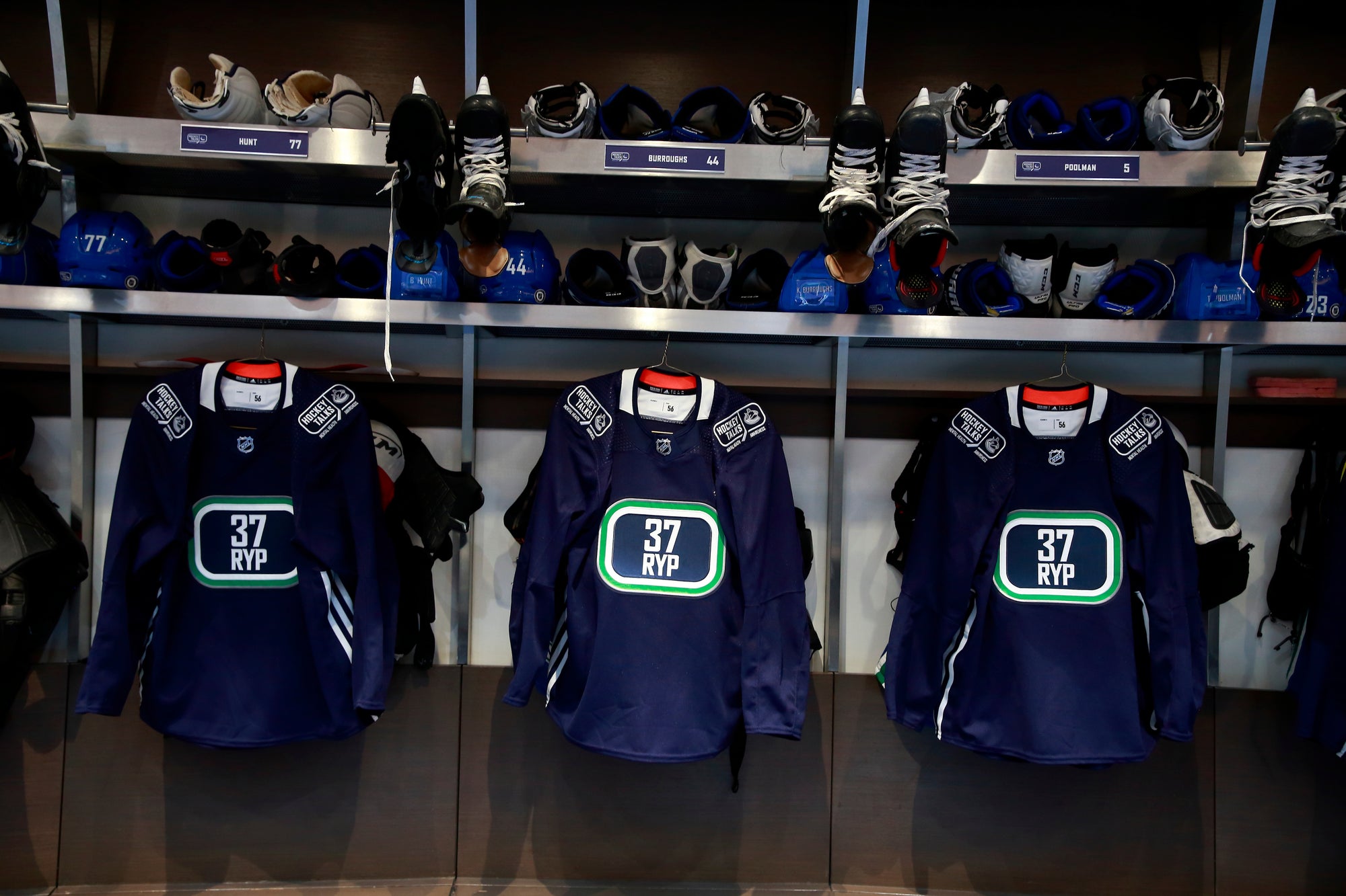 2021-2022 Hockey Talks Locker Room Name Plates