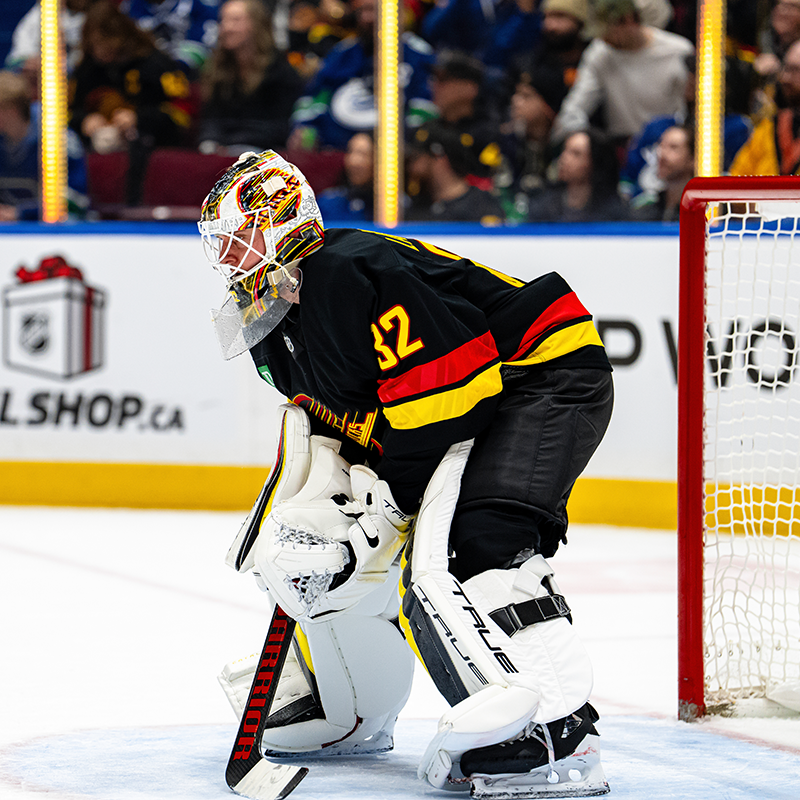 Vancouver Canucks Game Worn Skate Jersey Auction Vanbase