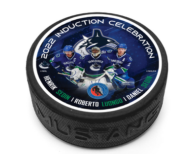 Hockey Hall of Fame Player Collage Puck